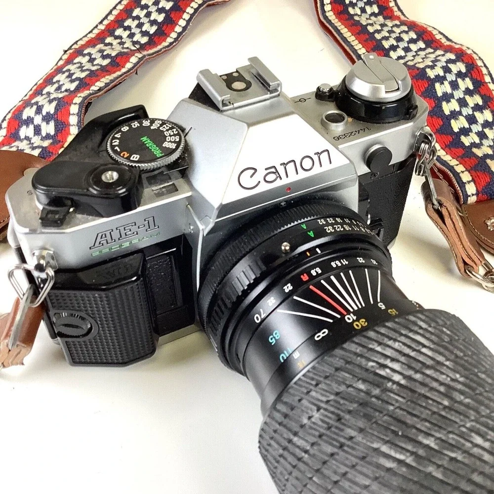 Canon AE-1 Program 35mm Film Camera w/ Tokina 70-210mm Lens TESTED GOOD * READ